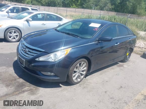 2012 Hyundai Sonata SE z VIN 5NPEC4AB9CH333664, wystawiony jako IAAI lot #42915240 z przebiegiem 130 250 mil mil oraz . Historia ofert i sprzedaży dostępna na DreamBid. Obrazek 18.