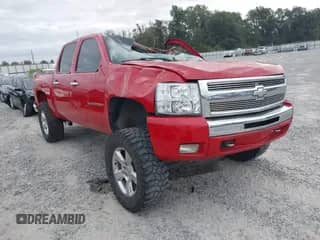 2008 Chevrolet Silverado 1500 2LT z VIN 3GCEC13J38G119157, wystawiony jako IAAI lot #40528960 z przebiegiem 284 899 mil mil oraz . Historia ofert i sprzedaży dostępna na DreamBid. Obrazek 1.
