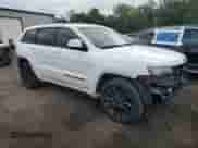 2018 Jeep Grand Cherokee Altitude z VIN 1C4RJFAG7JC167782, wystawiony jako Copart lot #83775285 z przebiegiem 98 035 mil mil oraz Szkoda całkowita • Salvage title. Historia ofert i sprzedaży dostępna na DreamBid. Obrazek 4.