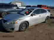 2015 Nissan Altima 2.5 z VIN 1N4AL3AP1FC246755, wystawiony jako Copart lot #46520475 z przebiegiem 218 053 mil mil oraz Szkoda całkowita • Salvage title. Historia ofert i sprzedaży dostępna na DreamBid. Obrazek 1.