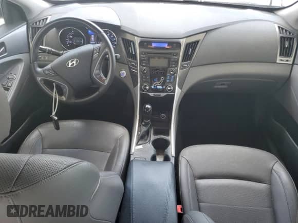 2012 Hyundai Sonata Hybrid с VIN KMHEC4A40CA047285, выставлен на аукционе Copart как лот 70440795 с пробегом 70 884 миль миль и Списание • Salvage title. История ставок и продаж доступна на DreamBid. Изображение 8.