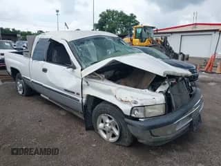 1999 Dodge 1500 with VIN 3B7HC13Y0XM538643, listed as a IAAI auction lot 42834934 with 155,001 mi miles and . Bid and sale history available at DreamBid. Image 1.