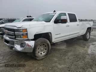 2015 Chevrolet Silverado 3500HD LTZ с VIN 1GC4K0E87FF594828, выставлен на аукционе Copart как лот 80964134 с пробегом 439 850 миль миль и Списание • Salvage title. История ставок и продаж доступна на DreamBid. Изображение 1.