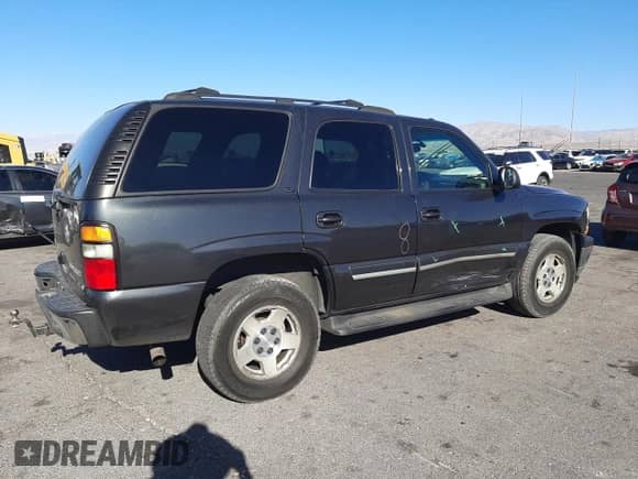 2005 Chevrolet Tahoe Commercial с VIN 1GNEK13Z25J209328, выставлен на аукционе Copart как лот 53889705 с пробегом 137 686 миль миль и Списание • Salvage title. История ставок и продаж доступна на DreamBid. Изображение 3.