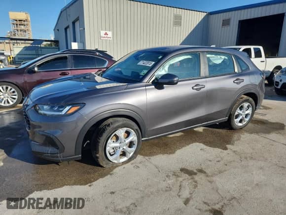 2025 Honda HR-V LX с VIN 3CZRZ1H3XSM750243, выставлен на аукционе Copart как лот 71422815 с пробегом 3 903 миль миль и Списание • Salvage title. История ставок и продаж доступна на DreamBid. Изображение 1.