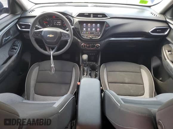 2023 Chevrolet TrailBlazer LT с VIN KL79MPSL5PB094500, выставлен на аукционе Copart как лот 71227925 с пробегом 45 415 миль миль и Списание • Salvage title. История ставок и продаж доступна на DreamBid. Изображение 8.