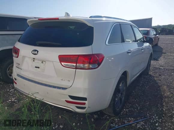 2016 Kia Sorento SXL with VIN 5XYPK4A59GG115064, listed as a IAAI auction lot 42529912 with 103,077 mi miles and . Bid and sale history available at DreamBid. Image 4.