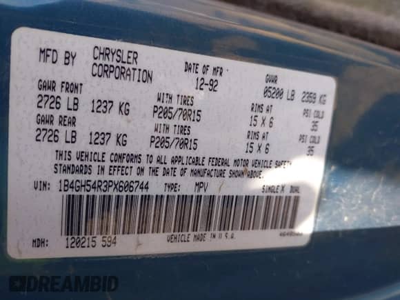 1993 Dodge Grand Caravan with VIN 1B4GH54R3PX606744, listed as a IAAI auction lot 42135204 with 159,517 mi miles and . Bid and sale history available at DreamBid. Image 9.