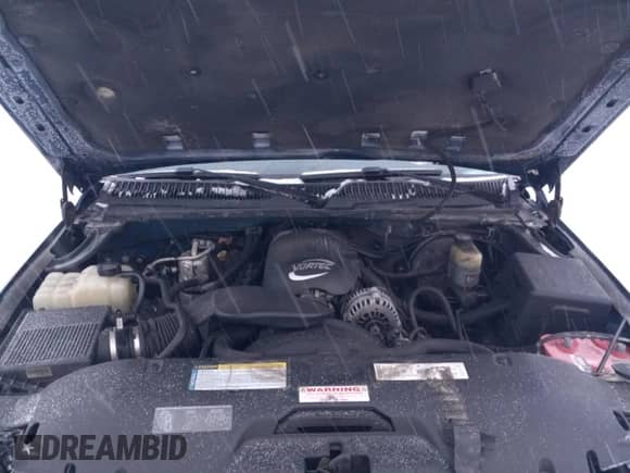 2001 Chevrolet Silverado 1500 LS z VIN 1GCEK19V61E191514, wystawiony jako Copart lot #81968884 z przebiegiem 156 785 mil mil oraz Szkoda całkowita • Salvage title. Historia ofert i sprzedaży dostępna na DreamBid. Obrazek 11.