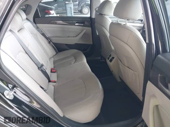 2018 Hyundai Sonata Limited с VIN 5NPE34AF4JH603142, выставлен на аукционе IAAI как лот 43579729 с пробегом 159 595 миль миль и . История ставок и продаж доступна на DreamBid. Изображение 8.