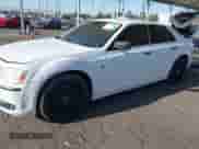 2012 Chrysler 300 Limited с VIN 2C3CCACG3CH138252, выставлен на аукционе IAAI как лот 43144982 с пробегом Не указан миль и . История ставок и продаж доступна на DreamBid. Изображение 2.