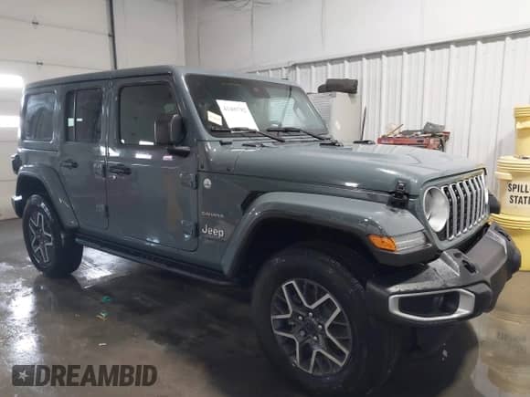 2024 Jeep Wrangler Sahara с VIN 1C4PJXEG9RW355379, выставлен на аукционе IAAI как лот 41409782 с пробегом 921 миль миль и . История ставок и продаж доступна на DreamBid. Изображение 13.
