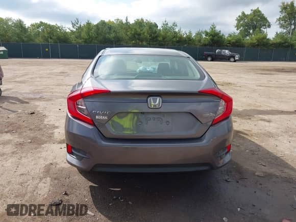 2016 Honda Civic LX с VIN 2HGFC2F56GH508495, выставлен на аукционе IAAI как лот 43305690 с пробегом 124 122 миль миль и . История ставок и продаж доступна на DreamBid. Изображение 16.