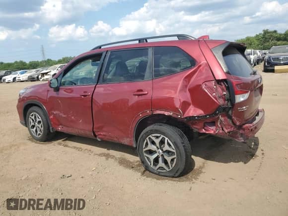 2020 Subaru Forester Premium с VIN JF2SKAGC3LH550261, выставлен на аукционе Copart как лот 63109305 с пробегом 55 608 миль миль и Списание • Salvage title. История ставок и продаж доступна на DreamBid. Изображение 2.