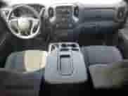 2019 Chevrolet Silverado 1500 Custom z VIN 3GCPYBEHXKG219807, wystawiony jako Copart lot #66955735 z przebiegiem 56 735 mil mil oraz Szkoda całkowita • Salvage title. Historia ofert i sprzedaży dostępna na DreamBid. Obrazek 8.
