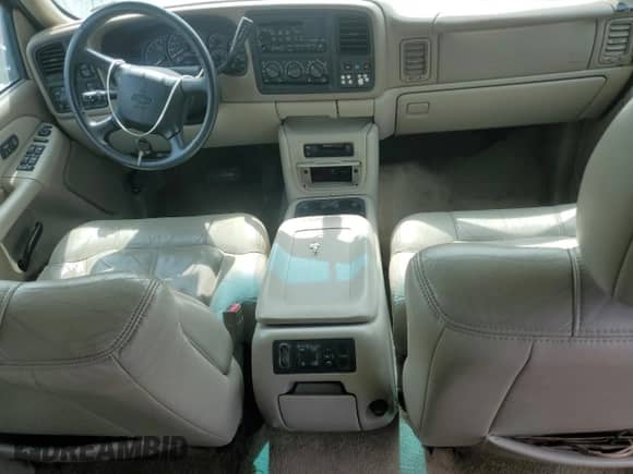 2002 Chevrolet Suburban LT with VIN 1GNFK16Z52J308107, listed as a Copart auction lot 75179084 with Not provided miles and Salvage title. Bid and sale history available at DreamBid. Image 8.