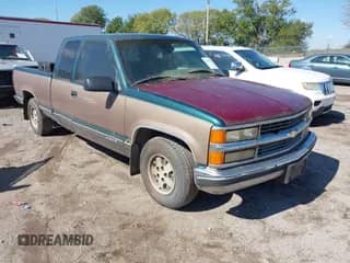1995 Chevrolet Silverado 1500 with VIN 2GCEC19K1S1218687, listed as a IAAI auction lot 43371933 with 201,390 mi miles and . Bid and sale history available at DreamBid. Image 1.