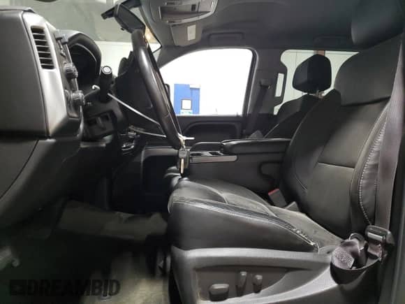 2015 Chevrolet Silverado 1500 LT with VIN 1GCUKREC2FF203593, listed as a Copart auction lot 70524424 with 116,172 mi miles and Salvage title. Bid and sale history available at DreamBid. Image 7.