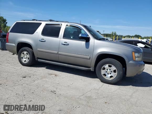 2007 Chevrolet Suburban LTZ with VIN 3GNFK16317G267995, listed as a Copart auction lot 70429295 with 336,888 mi miles and Clean title. Bid and sale history available at DreamBid. Image 4.