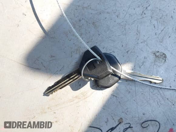 1994 Dodge Dakota z VIN 1B7FL26X5RW131503, wystawiony jako IAAI lot #43233339 z przebiegiem 158 704 mil mil oraz . Historia ofert i sprzedaży dostępna na DreamBid. Obrazek 11.