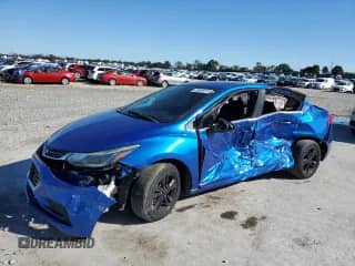 2016 Chevrolet Cruze LT z VIN 1G1BE5SM5G7320416, wystawiony jako Copart lot #85546575 z przebiegiem 75 464 mil mil oraz Szkoda całkowita • Salvage title. Historia ofert i sprzedaży dostępna na DreamBid. Obrazek 1.