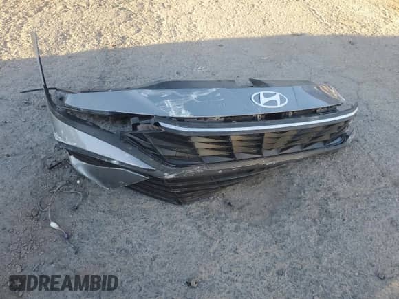 2025 Hyundai Elantra SE with VIN KMHLL4DG6SU855926, listed as a Copart auction lot 66953345 with 3,339 mi miles and Salvage title. Bid and sale history available at DreamBid. Image 12.