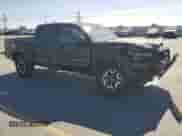 2022 Toyota Tacoma SR с VIN 3TMCZ5AN6NM502395, выставлен на аукционе Copart как лот 81140445 с пробегом 27 523 миль миль и Списание • Salvage title. История ставок и продаж доступна на DreamBid. Изображение 4.