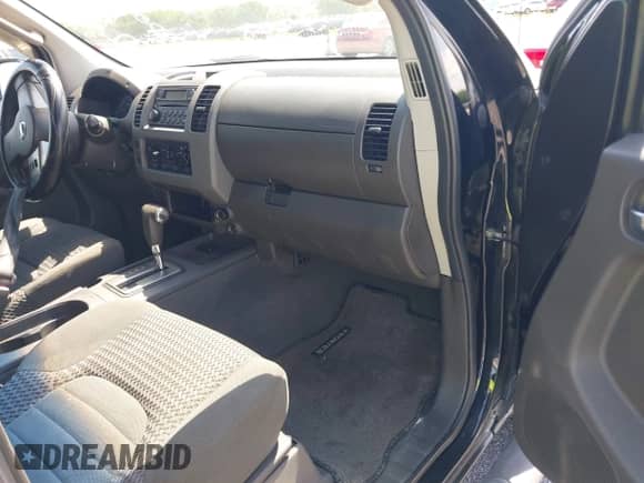 2007 Nissan Frontier SE с VIN 1N6AD06U57C425321, выставлен на аукционе IAAI как лот 42375547 с пробегом 140 642 миль миль и . История ставок и продаж доступна на DreamBid. Изображение 5.