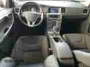 2015 Volvo S60 с VIN YV1612TA4F2313261, выставлен на аукционе Copart как лот 62922755 с пробегом 83 364 миль миль и Списание • Salvage title. История ставок и продаж доступна на DreamBid. Изображение 8.
