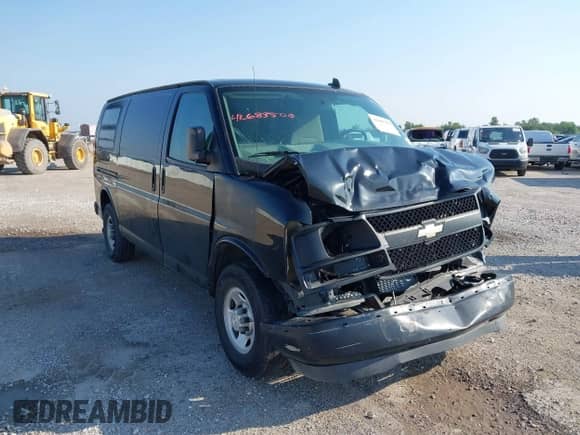 2017 Chevrolet Express Cargo with VIN 1GCWGAFFXH1164224, listed as a IAAI auction lot 42683506 with 187,568 mi miles and . Bid and sale history available at DreamBid. Image 1.