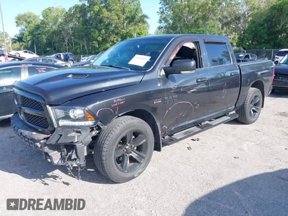 2017 Ram 1500 Sport z VIN 1C6RR7MT3HS796390, wystawiony jako IAAI lot #42701105 z przebiegiem 143 027 mil mil oraz . Historia ofert i sprzedaży dostępna na DreamBid. Obrazek 2.