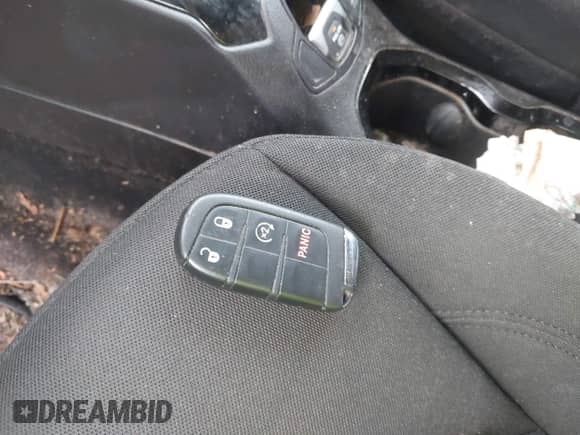 2017 Jeep Renegade Latitude with VIN ZACCJBBB2HPF21604, listed as a IAAI auction lot 43020478 with 156,675 mi miles and . Bid and sale history available at DreamBid. Image 11.