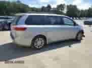 2015 Toyota Sienna XLE with VIN 5TDYK3DC7FS617615, listed as a Copart auction lot 82091105 with 157,852 mi miles and Clean title. Bid and sale history available at DreamBid. Image 3.