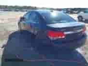 2011 Chevrolet Cruze 1LT z VIN 1G1PF5S98B7194723, wystawiony jako IAAI lot #43349107 z przebiegiem 237 051 mil mil oraz . Historia ofert i sprzedaży dostępna na DreamBid. Obrazek 3.