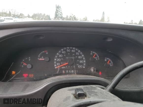 2003 Ford Econoline Cargo с VIN 1FTNE24L53HB92044, выставлен на аукционе Copart как лот 44362545 с пробегом 221 762 миль миль и Списание • Salvage title. История ставок и продаж доступна на DreamBid. Изображение 9.