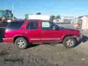 2000 Chevrolet Blazer LT с VIN 1GNDT13W6Y2243611, выставлен на аукционе IAAI как лот 43242790 с пробегом 251 823 миль миль и . История ставок и продаж доступна на DreamBid. Изображение 14.