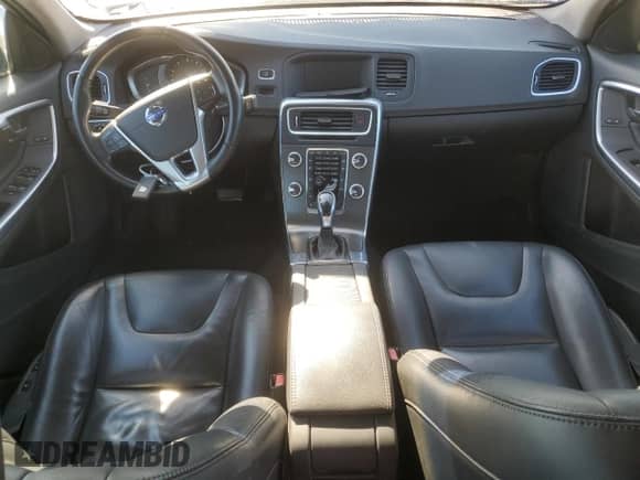 2015 Volvo S60 T5 Premier с VIN YV1612TK4F1348588, выставлен на аукционе Copart как лот 71632495 с пробегом 118 755 миль миль и Чистый • Clean title. История ставок и продаж доступна на DreamBid. Изображение 8.
