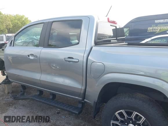 2023 Chevrolet Colorado 4WD Z71 with VIN 1GCPTDEKXP1130668, listed as a IAAI auction lot 42817511 with 28,025 mi miles and . Bid and sale history available at DreamBid. Image 15.