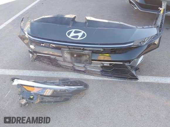 2024 Hyundai Elantra N Line z VIN KMHLR4DF6RU816477, wystawiony jako IAAI lot #43299505 z przebiegiem 15 258 mil mil oraz . Historia ofert i sprzedaży dostępna na DreamBid. Obrazek 12.