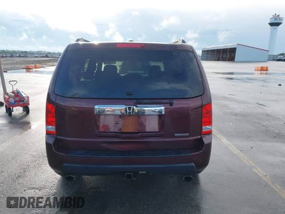 2009 Honda Pilot Touring with VIN 5FNYF38819B022195, listed as a IAAI auction lot 42850497 with 192,072 mi miles and . Bid and sale history available at DreamBid. Image 13.