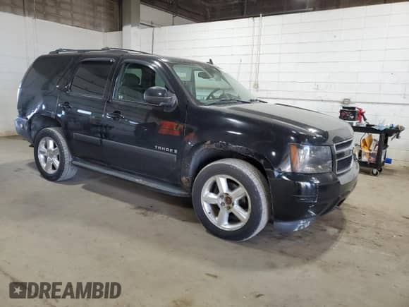 2007 Chevrolet Tahoe LT z VIN 1GNFK13037R110379, wystawiony jako Copart lot #81866825 z przebiegiem 242 388 mil mil oraz Szkoda całkowita • Salvage title. Historia ofert i sprzedaży dostępna na DreamBid. Obrazek 4.