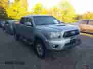2012 Toyota Tacoma z VIN 3TMMU4FN5CM043847, wystawiony jako IAAI lot #43447652 z przebiegiem 119 376 mil mil oraz . Historia ofert i sprzedaży dostępna na DreamBid. Obrazek 1.