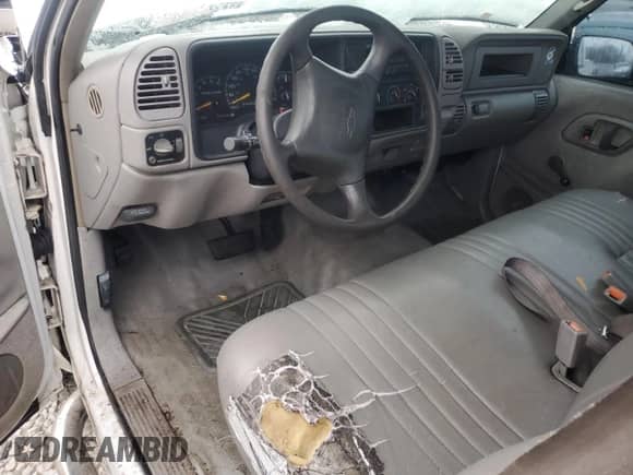2000 Chevrolet Silverado 3500 с VIN 1GCGC34R4YR183894, выставлен на аукционе Copart как лот 86822164 с пробегом 308 504 миль миль и Чистый • Clean title. История ставок и продаж доступна на DreamBid. Изображение 8.