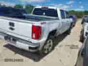 2017 Chevrolet Silverado 1500 LTZ z VIN 3GCUKSEC2HG104684, wystawiony jako IAAI lot #42329981 z przebiegiem 167 129 mil mil oraz . Historia ofert i sprzedaży dostępna na DreamBid. Obrazek 4.