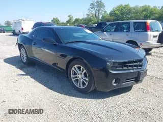 2013 Chevrolet Camaro LT с VIN 2G1FB1E38D9157485, выставлен на аукционе IAAI как лот 43157006 с пробегом 133 382 миль миль и . История ставок и продаж доступна на DreamBid. Изображение 1.