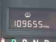 2016 Dodge Grand Caravan SXT z VIN 2C4RDGCG9GR339045, wystawiony jako IAAI lot #42717779 z przebiegiem 109 655 mil mil oraz . Historia ofert i sprzedaży dostępna na DreamBid. Obrazek 16.