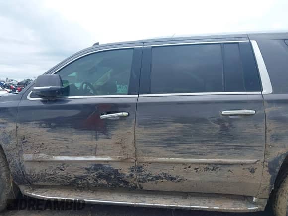 2016 Cadillac Escalade ESV Platinum с VIN 1GYS4KKJ1GR104298, выставлен на аукционе IAAI как лот 42347329 с пробегом 140 059 миль миль и . История ставок и продаж доступна на DreamBid. Изображение 15.