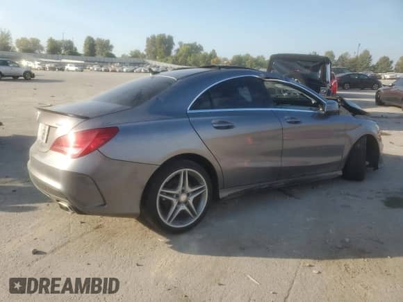 2014 Mercedes-Benz CLA 250 with VIN WDDSJ4GB3EN117107, listed as a Copart auction lot 82452815 with 153,503 mi miles and Salvage title. Bid and sale history available at DreamBid. Image 3.