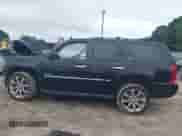 2014 Chevrolet Tahoe LTZ с VIN 1GNSKCE02ER150005, выставлен на аукционе IAAI как лот 42275819 с пробегом 131 719 миль миль и . История ставок и продаж доступна на DreamBid. Изображение 14.