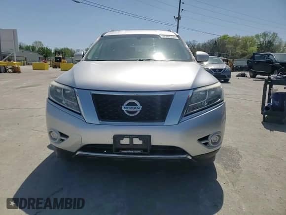 2014 Nissan Pathfinder SV Hybrid with VIN 5N1CR2MM8EC657884, listed as a Copart auction lot 52304205 with 145,232 mi miles and Salvage title. Bid and sale history available at DreamBid. Image 10.